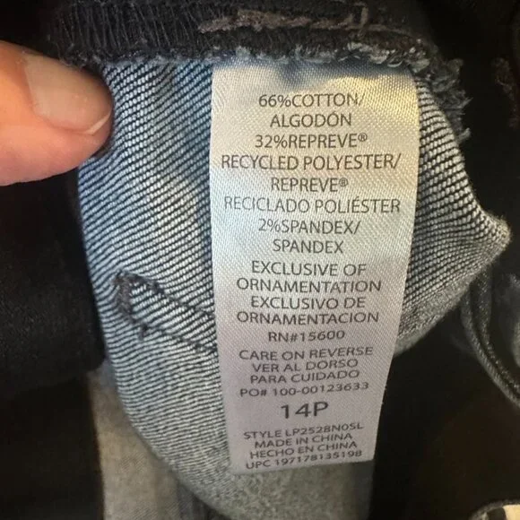 Dark Blue Jeans - Picture 4 of 5